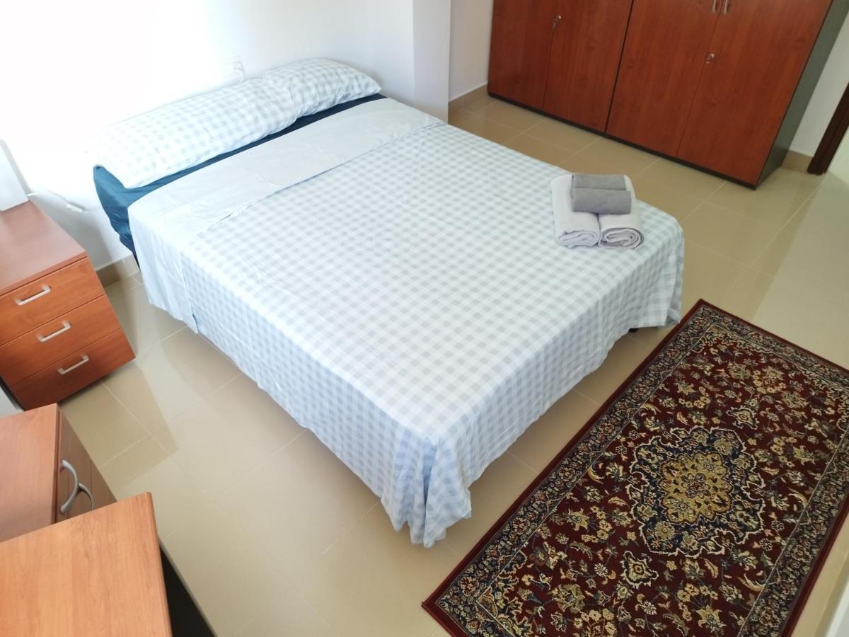 Bed and breakfast Vivienda Vacacional Compartida Radazul Extérieur photo