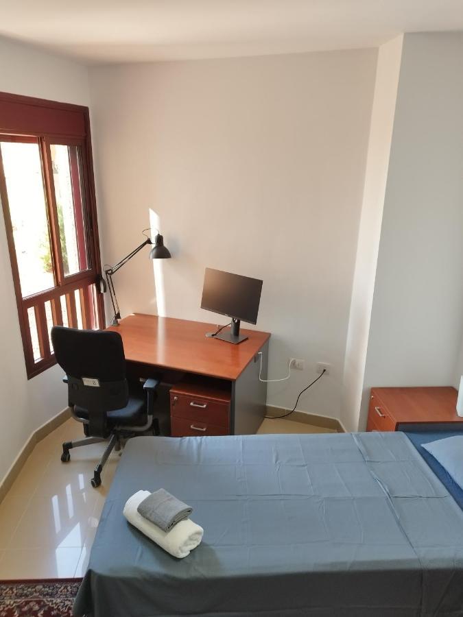 Bed and breakfast Vivienda Vacacional Compartida Radazul Extérieur photo
